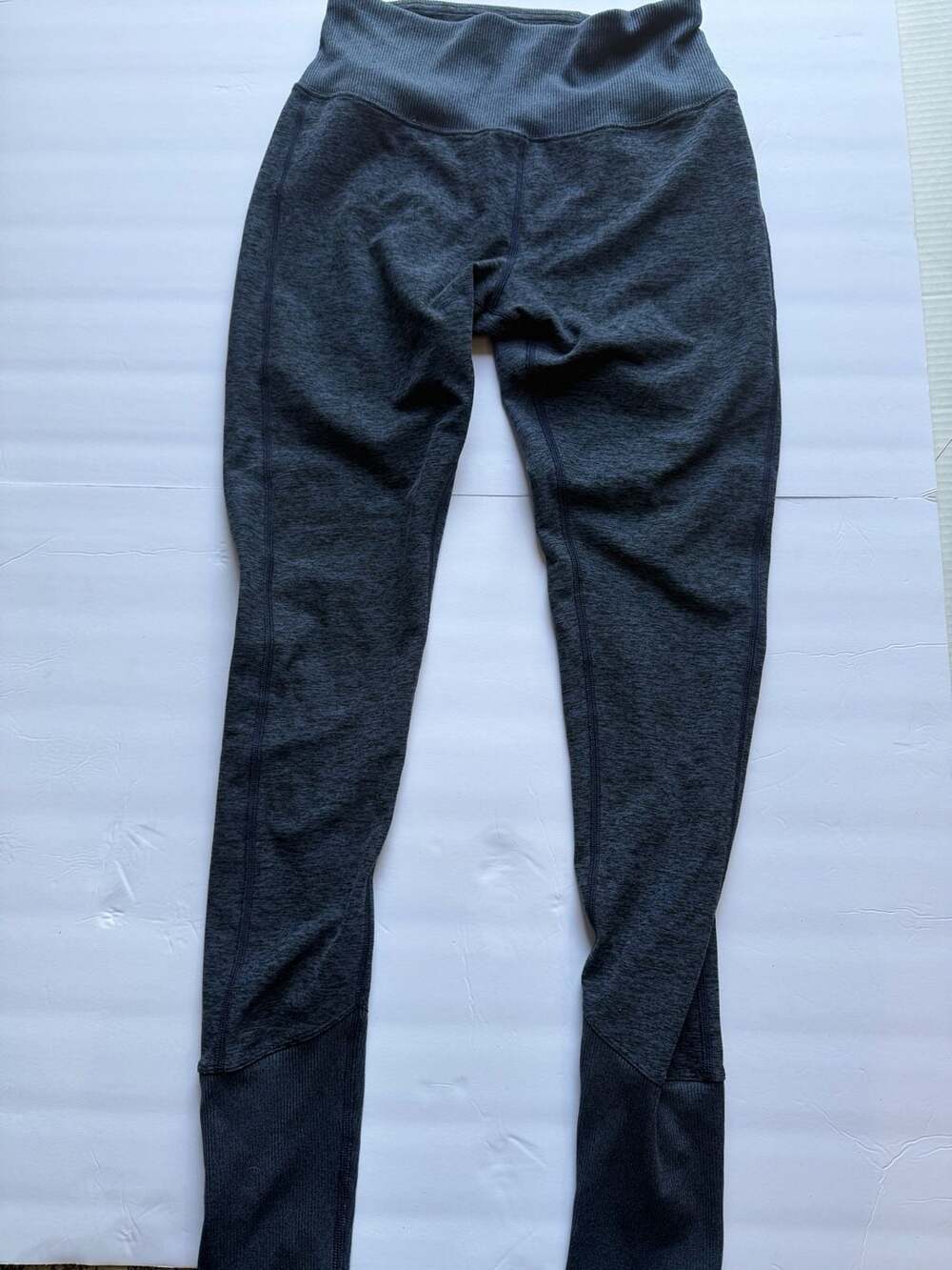 Alo Yoga High-Waist Ribbed Cuff Leggings